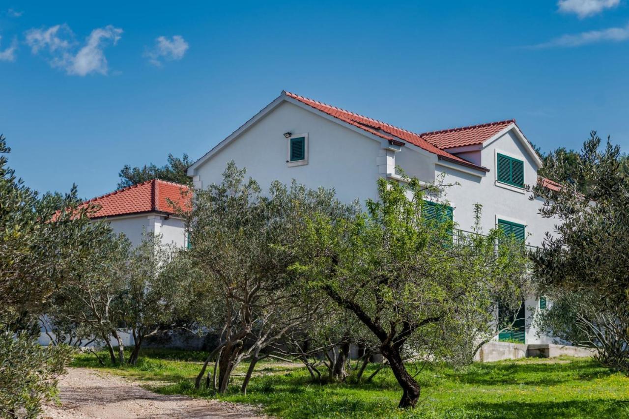 Bijaka Villas&Apartments Milna  Exterior photo