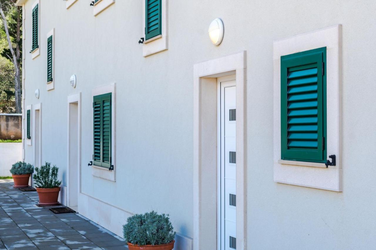 Bijaka Villas&Apartments Milna  Exterior photo
