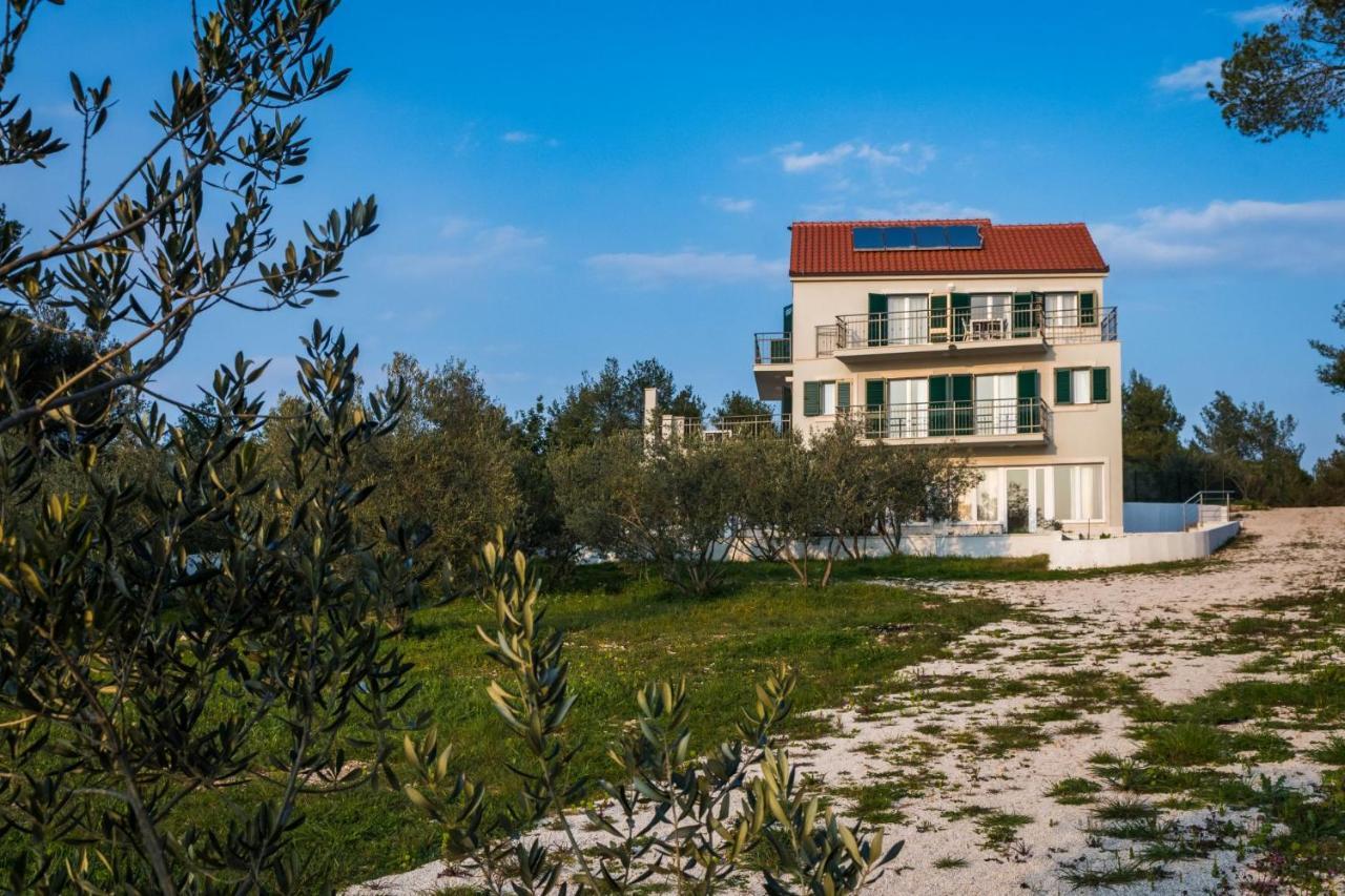 Bijaka Villas&Apartments Milna  Exterior photo