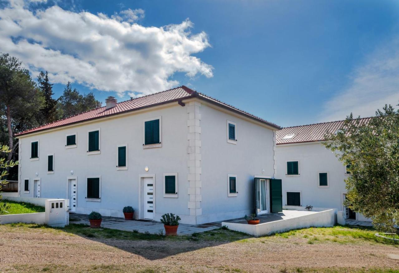 Bijaka Villas&Apartments Milna  Exterior photo